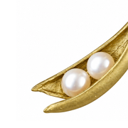 Pea brooch